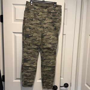 Rock & Republic Camouflage Jeggings